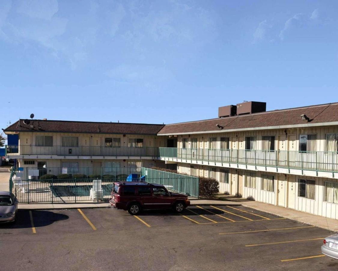 Rodeway Inn Columbus Esterno foto